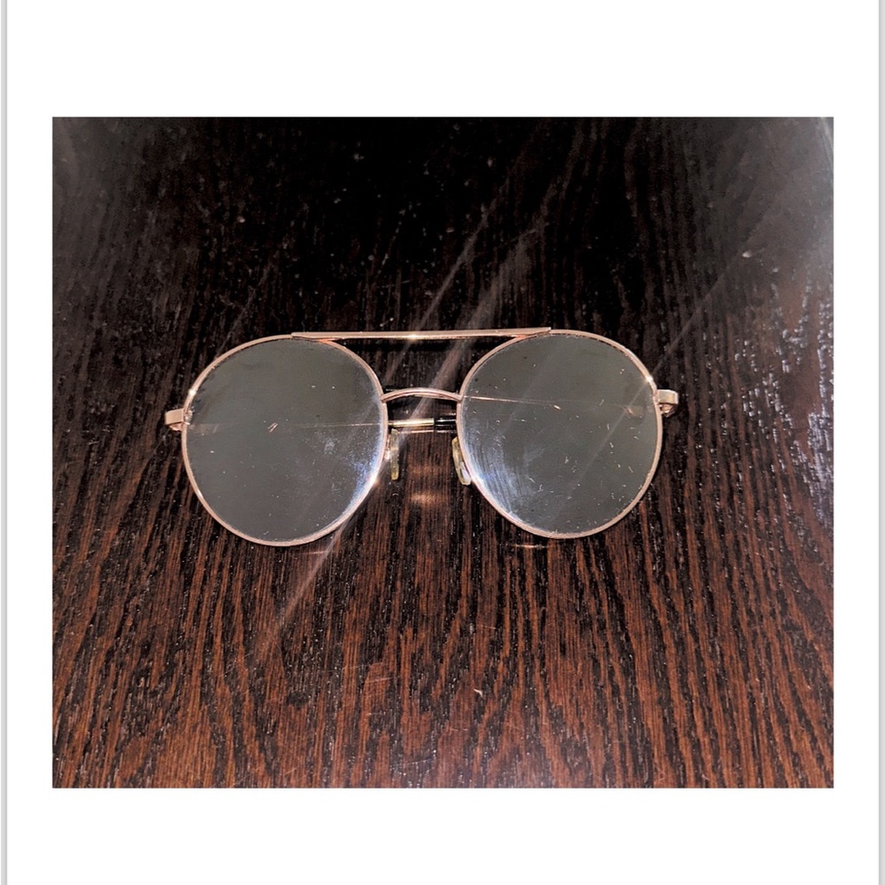 Round gold sunglasses